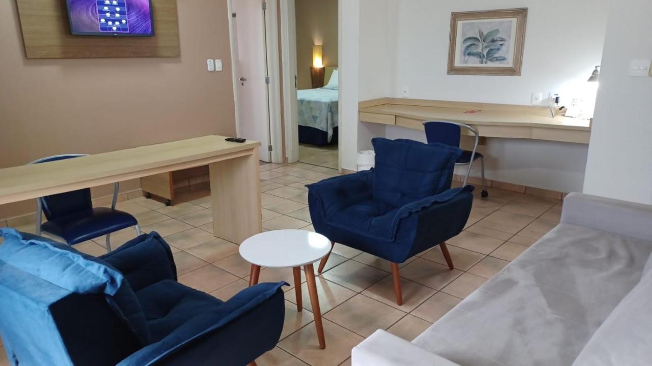 Flat Completo No Centro De Araxa - 901 Apartment Bagian luar foto