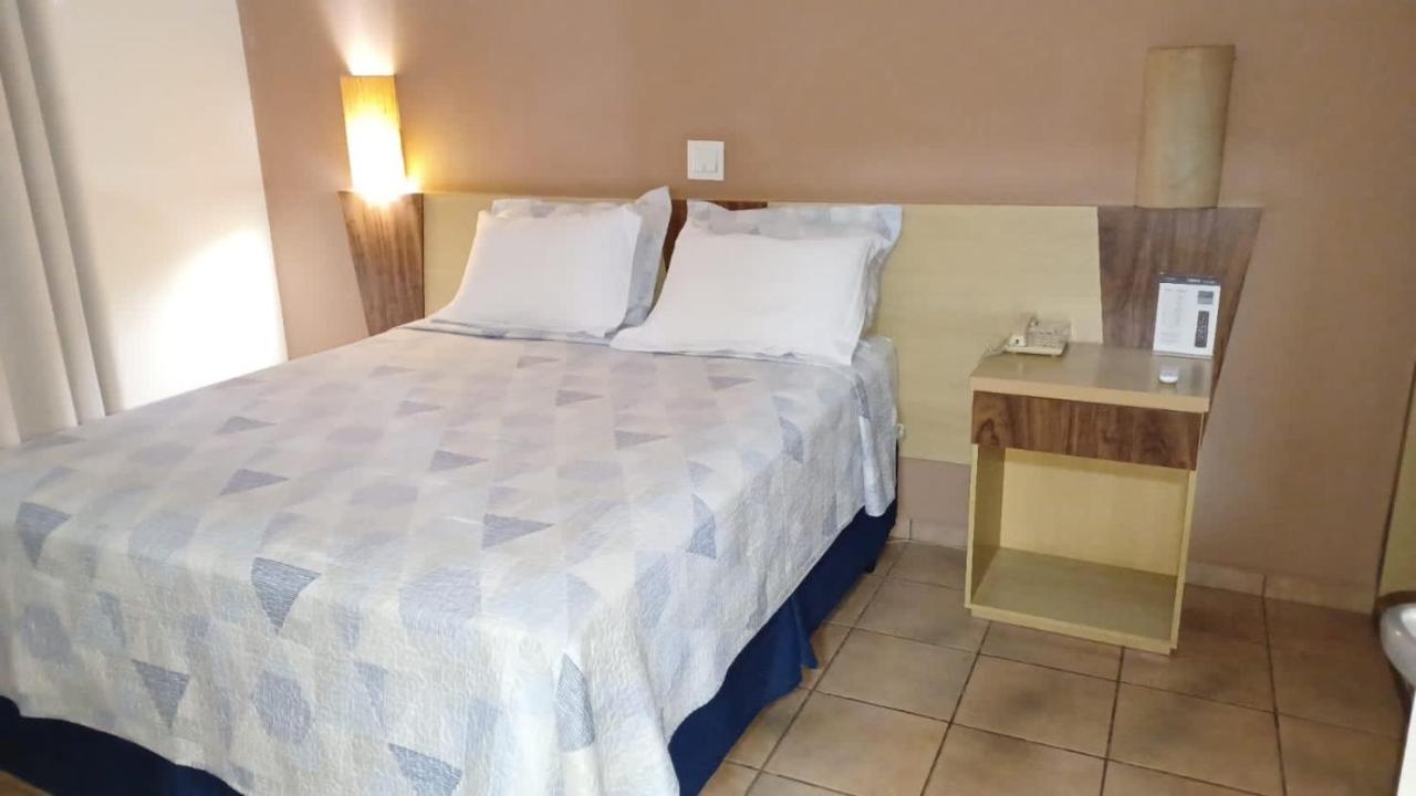 Flat Completo No Centro De Araxa - 901 Apartment Bagian luar foto