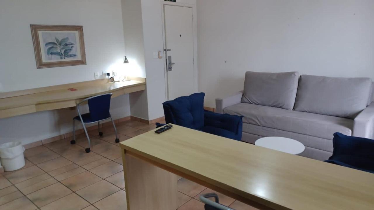 Flat Completo No Centro De Araxa - 901 Apartment Bagian luar foto