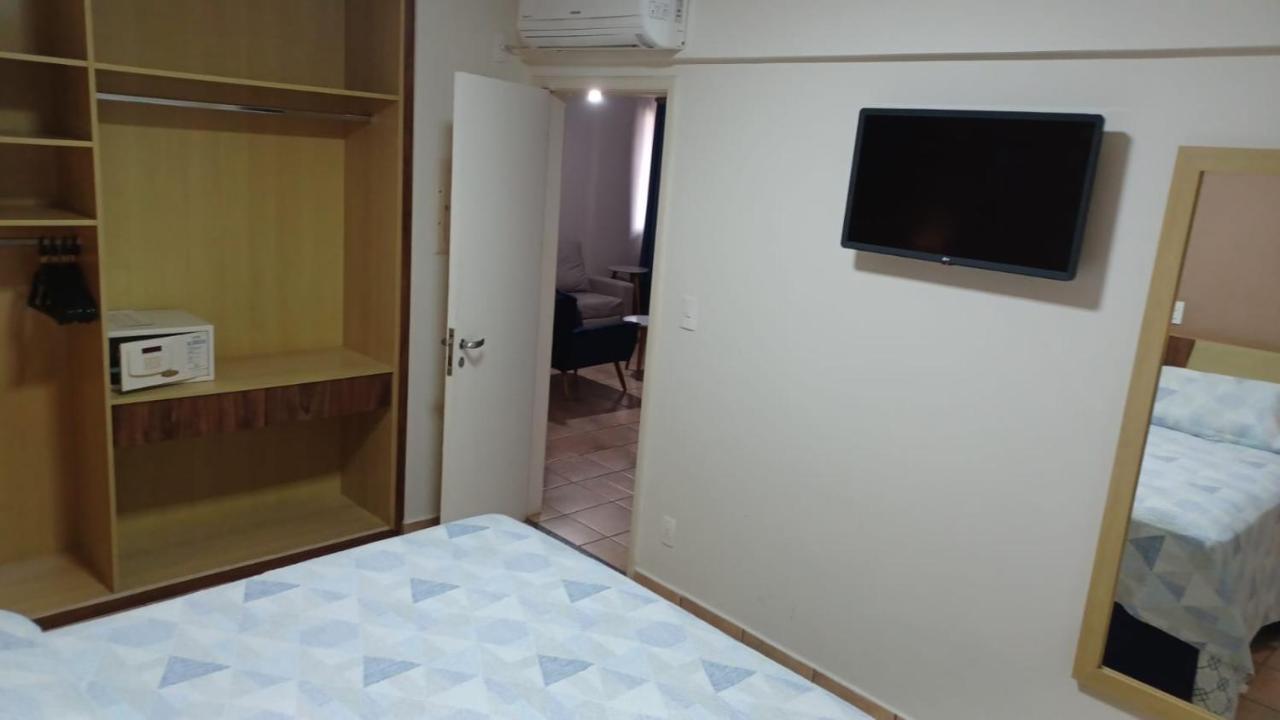 Flat Completo No Centro De Araxa - 901 Apartment Bagian luar foto